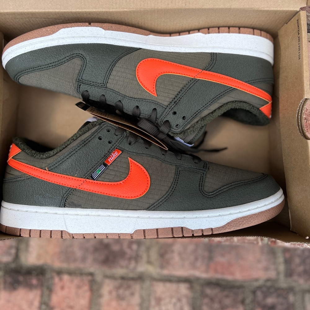 NIKE DUNK LOW RETRO NN SIZE 12